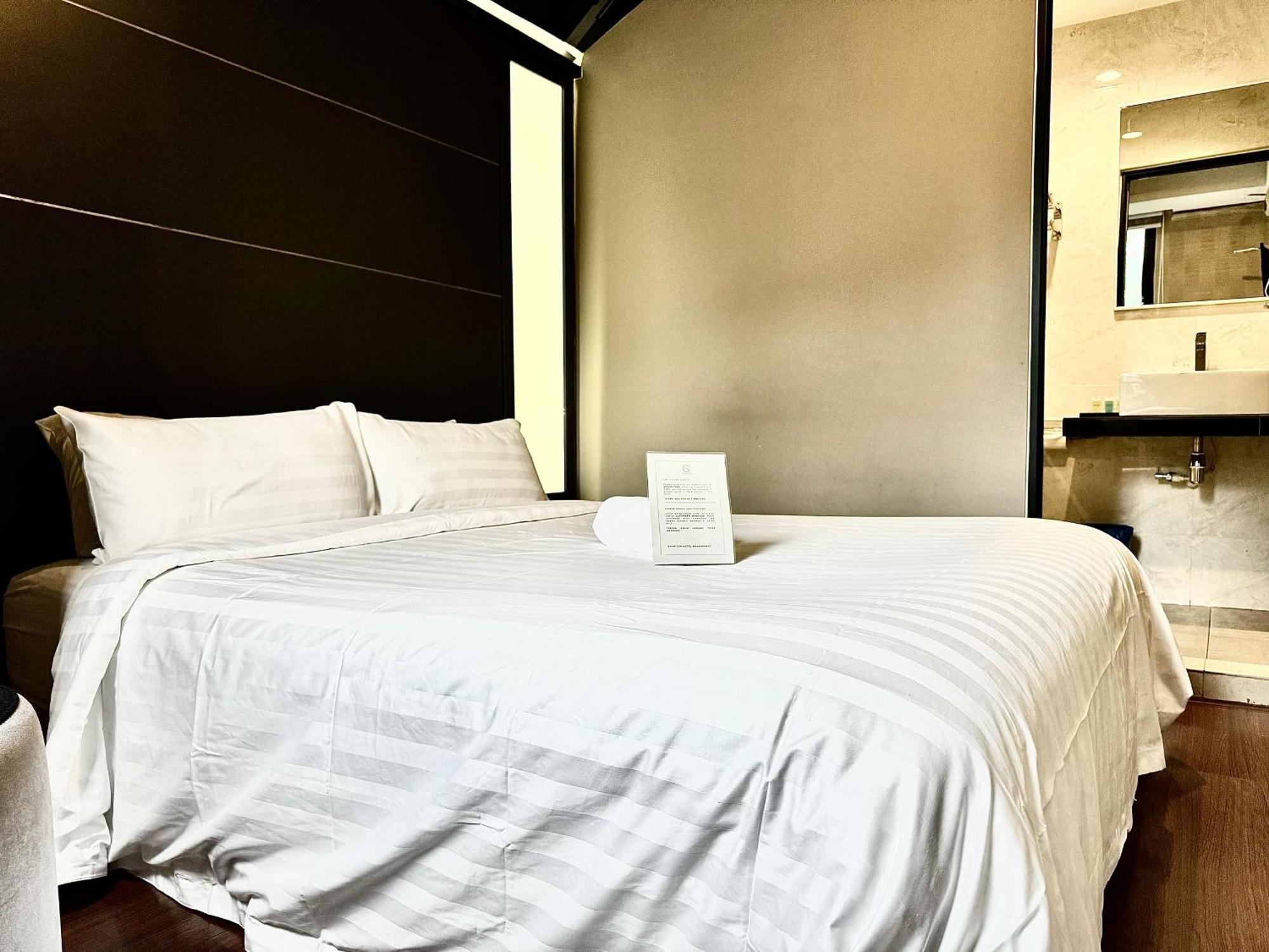 Chariton Hotel Nusa Bestari ยะโฮร์บาห์รู ภายนอก รูปภาพ