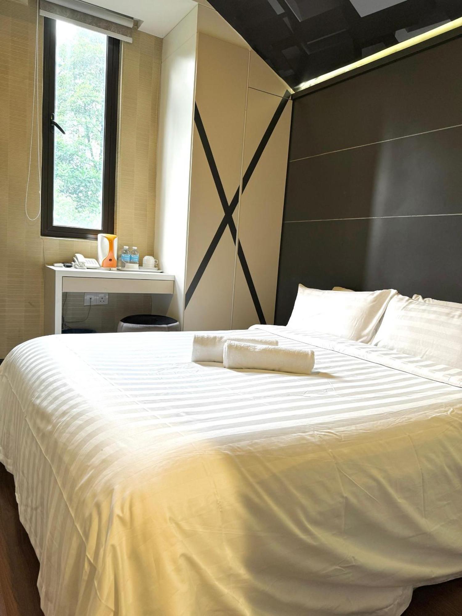 Chariton Hotel Nusa Bestari ยะโฮร์บาห์รู ภายนอก รูปภาพ
