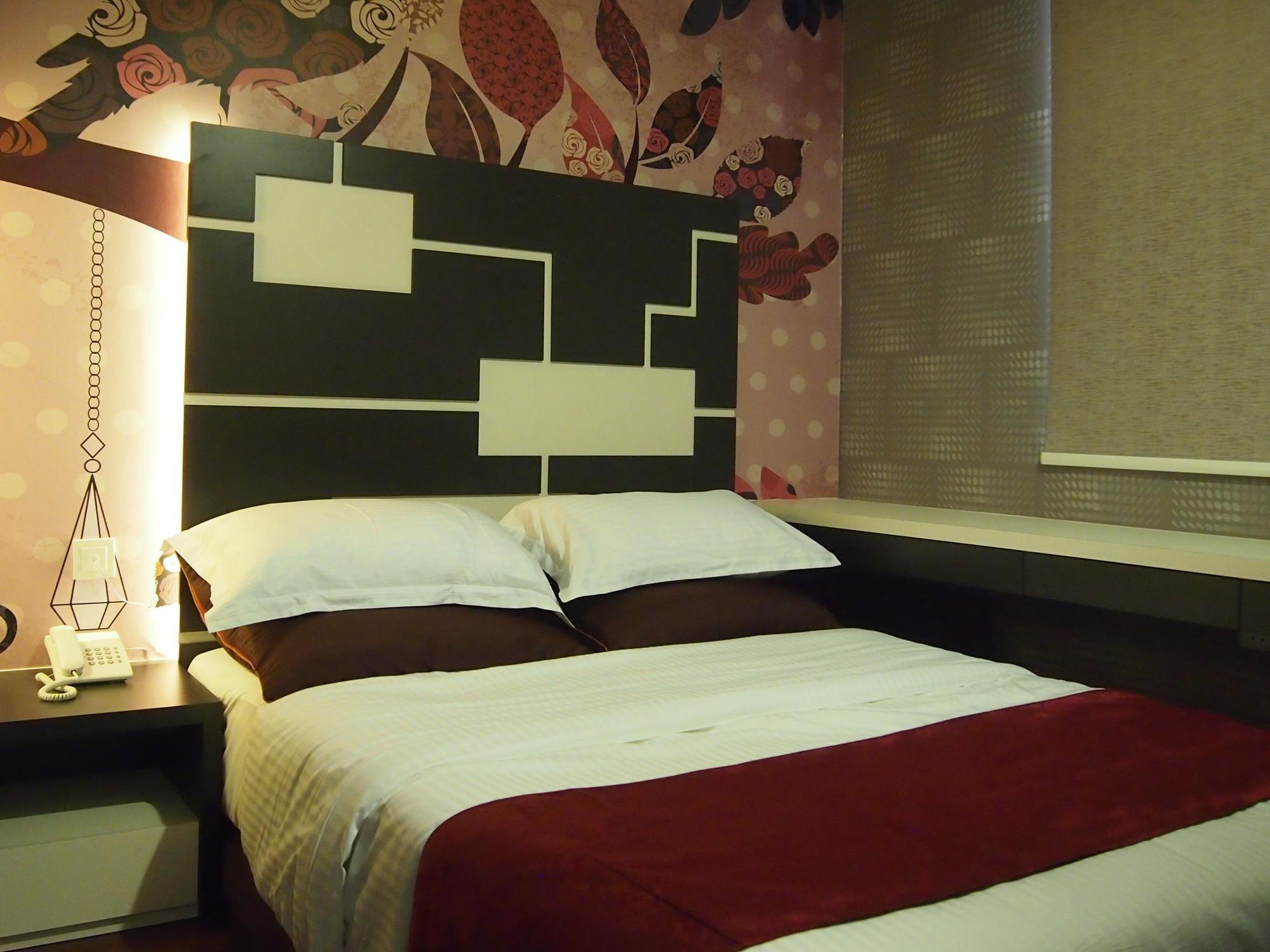 Chariton Hotel Nusa Bestari ยะโฮร์บาห์รู ภายนอก รูปภาพ