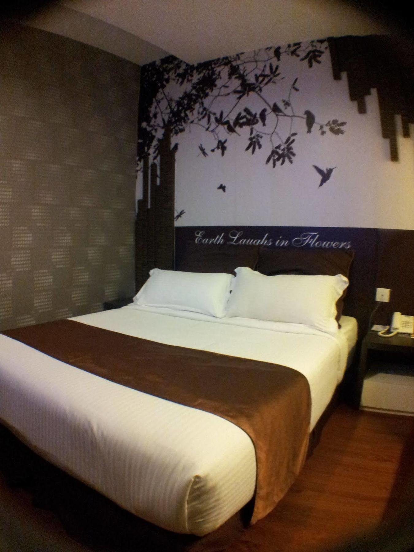 Chariton Hotel Nusa Bestari ยะโฮร์บาห์รู ภายนอก รูปภาพ